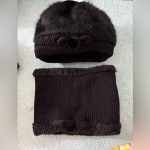 Ugg new black angora beret hat & neck scarf.